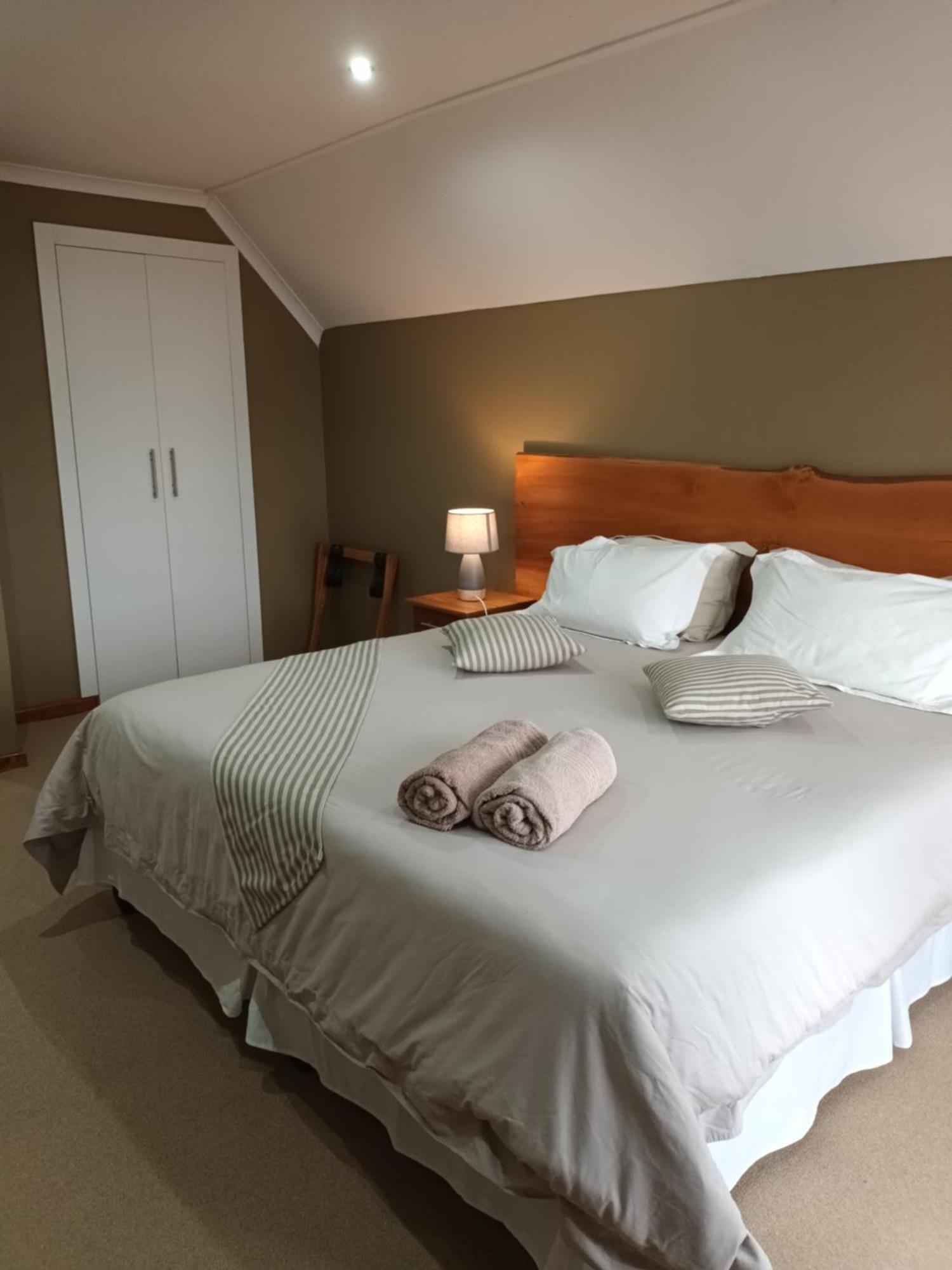 Nukakamma Guest House Colchester Bagian luar foto
